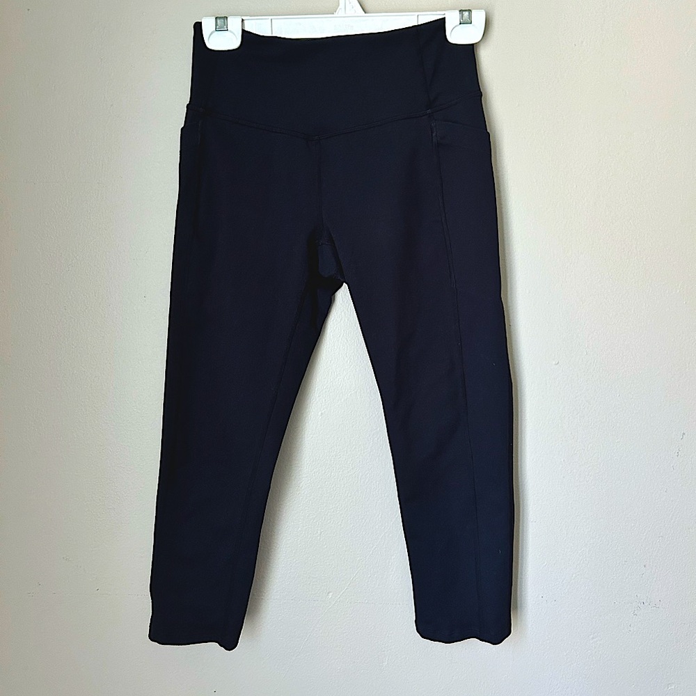 Zella capri leggings back with pockets
